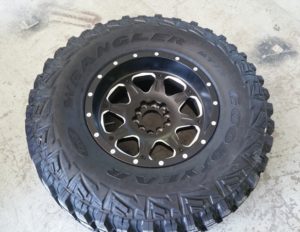black wheels before custom paint