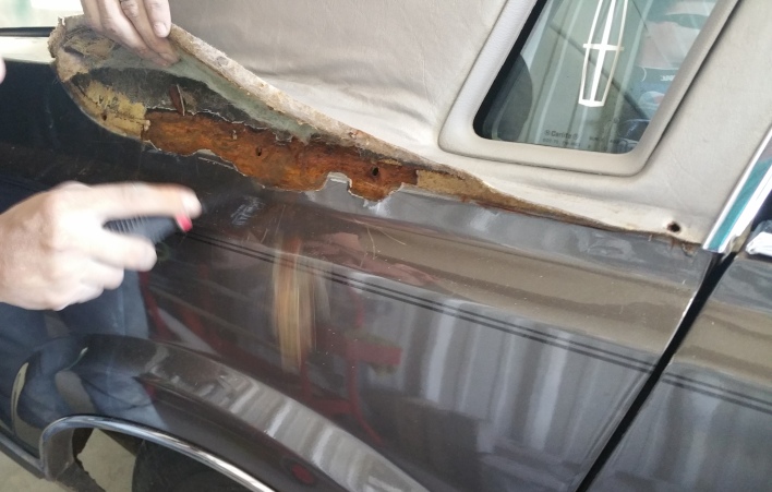 fixing rust damage auto body shop