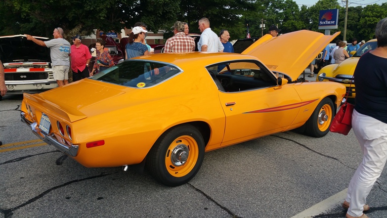 Hendersonville music on main classic car show