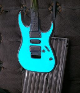 Electroluminescent painted guitar - Lumilor by TD Customs